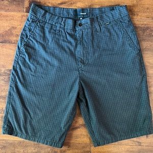 Hurley Men’s Plaid Flat Front Shorts - Size 30, EUC